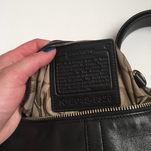 Vintage Coach 9326 Black Leather Handbag - Picture 4 of 5